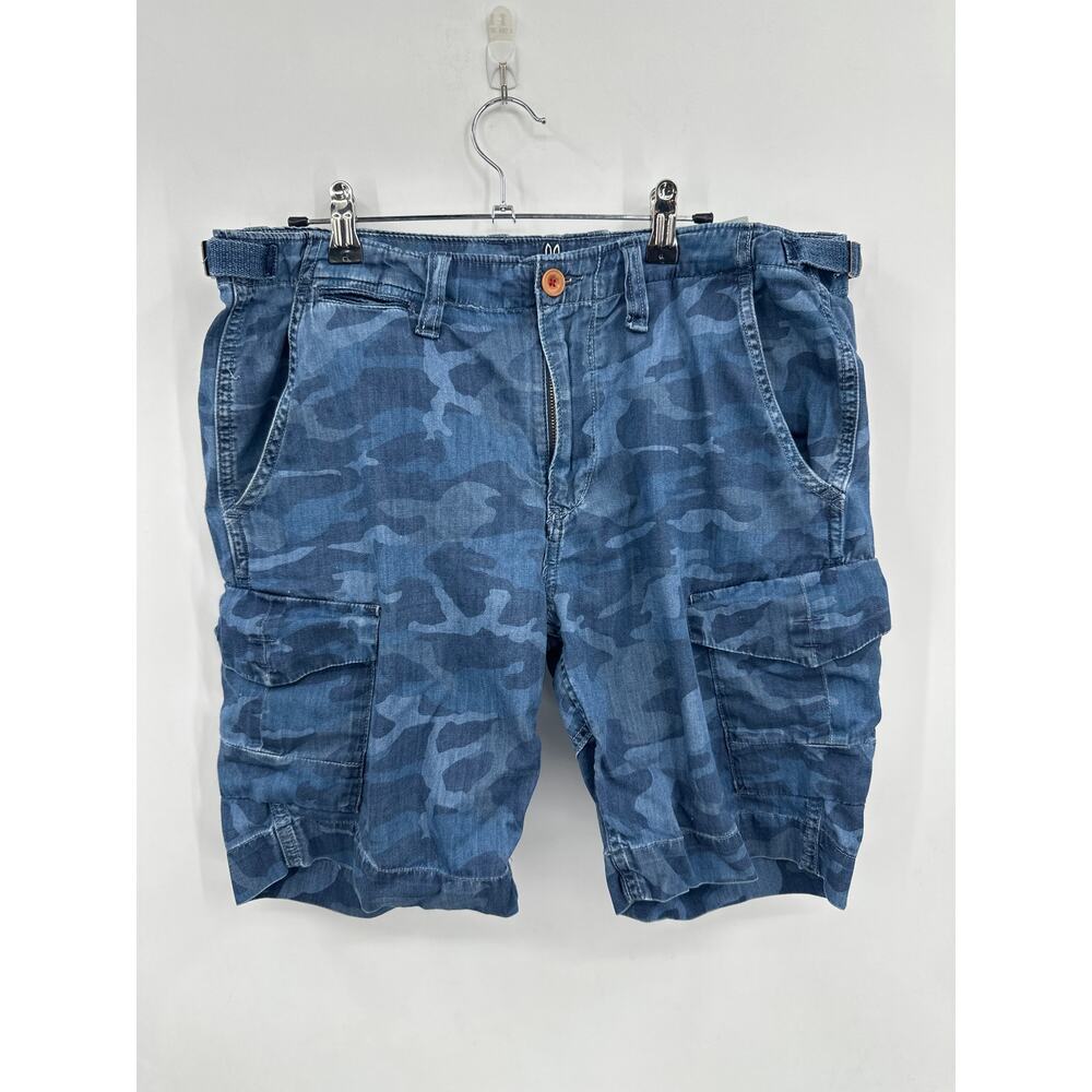 Psycho Bunny Blue Camo Cargo Shorts Size 34 Bunny Logo on Backside